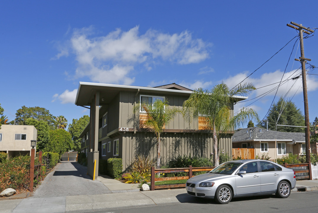 438 Ventura Ave in Palo Alto, CA - Building Photo