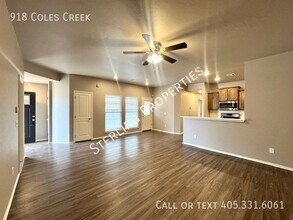 918 Coles Creek in Yukon, OK - Building Photo - Building Photo