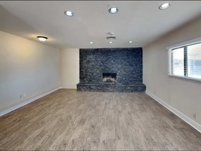 101 Redstone St in Las Vegas, NV - Building Photo - Building Photo