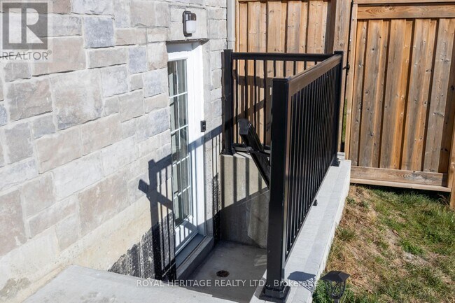 191 Lyle Dr in Clarington, ON - Building Photo - Building Photo