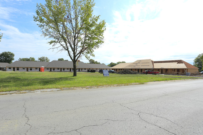 190 N Davis Ave in Claremore, OK - Building Photo - Building Photo