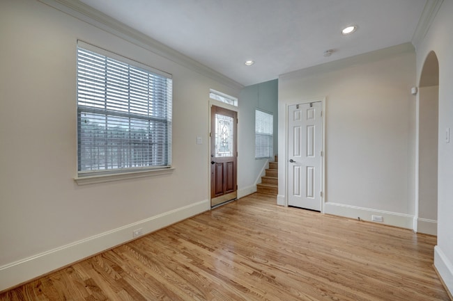 1749 Aden Dr in Houston, TX - Building Photo - Building Photo