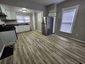 820 S 19th St in Terre Haute, IN - Building Photo - Building Photo