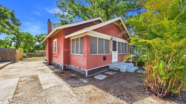 property at 1642 39th St S
