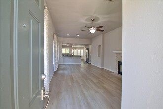 1606 Darley Arabian Dr in Pflugerville, TX - Foto de edificio - Building Photo