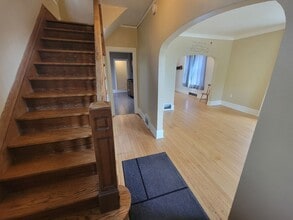 422 N 13th Ave E in Duluth, MN - Building Photo - Building Photo