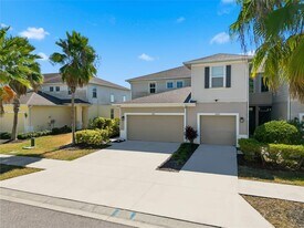10811 Verawood Dr in Riverview, FL - Building Photo