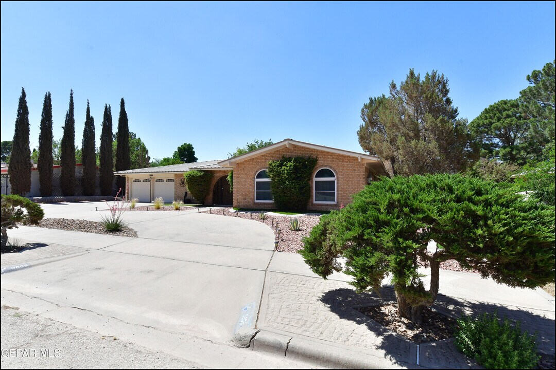 3606 Colville Dr in Horizon City, TX - Building Photo