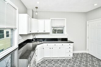109 Walnut St in Somerville, MA - Building Photo - Building Photo