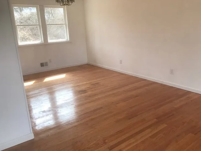 12 Imperial Dr in New Hartford, NY - Building Photo - Building Photo