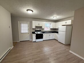 310 W Franklin St in Bedford, VA - Building Photo - Building Photo