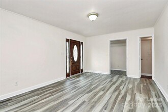 4132 Blenhein Rd in Charlotte, NC - Building Photo - Building Photo