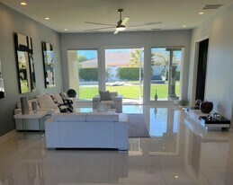 5 Curie Ct in Rancho Mirage, CA - Building Photo