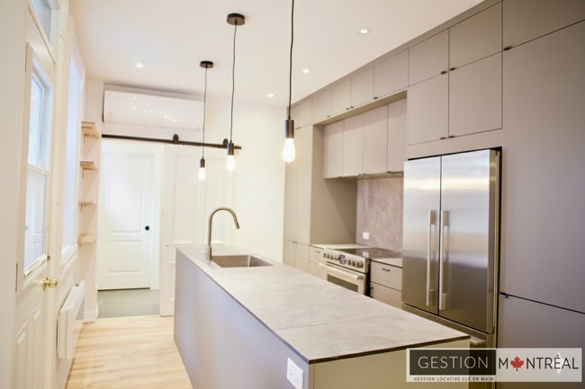 1695 Fullum Rue in Montréal, QC - Building Photo - Building Photo