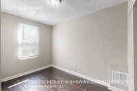 3009 Kenyon Ave photo'