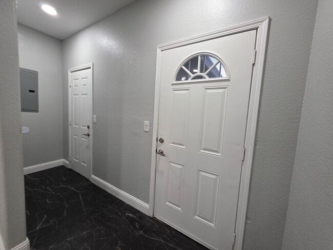property at 5521 Enrico Blvd