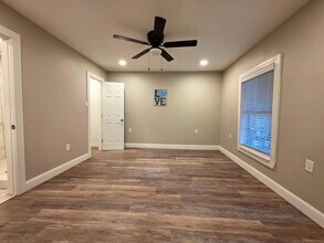 3913 Chenault St, Unit 3002 in Fort Worth, TX - Building Photo - Building Photo