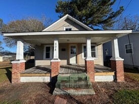 508 Bank St in Elizabeth City, NC - Building Photo