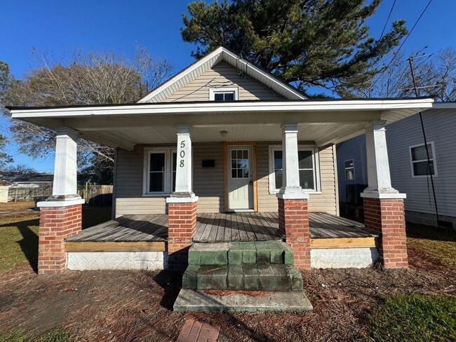 property at 508 Bank St