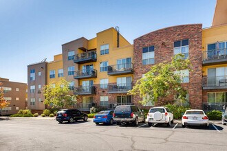 9021 E Dry Creek Rd in Centennial, CO - Building Photo - Building Photo