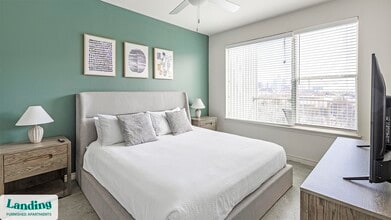 750 Fort Worth Ave, Unit 148 in Dallas, TX - Building Photo - Building Photo