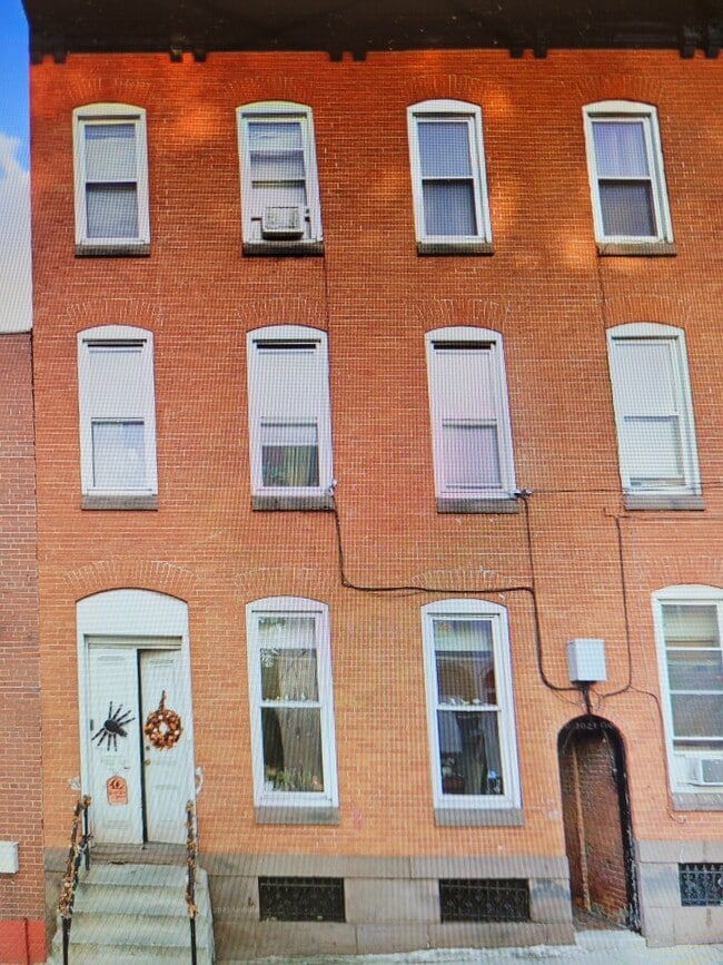 property at 119 N 3rd St