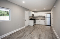 The Scene at 2300 in Knoxville, TN - Building Photo - Interior Photo