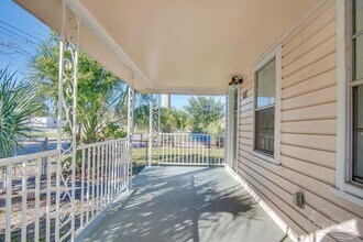 618 N B St in Pensacola, FL - Foto de edificio - Building Photo