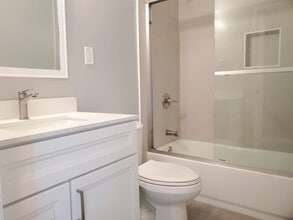 3756-3762 Poinciana Dr, Unit 3762-1 in Santa Clara, CA - Foto de edificio - Building Photo