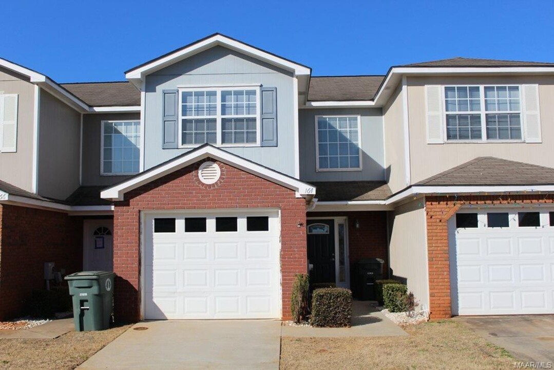 164 N Spring View Dr in Enterprise, AL - Building Photo