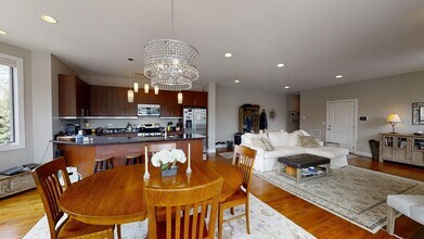 1500 W Huron St in Chicago, IL - Building Photo - Building Photo