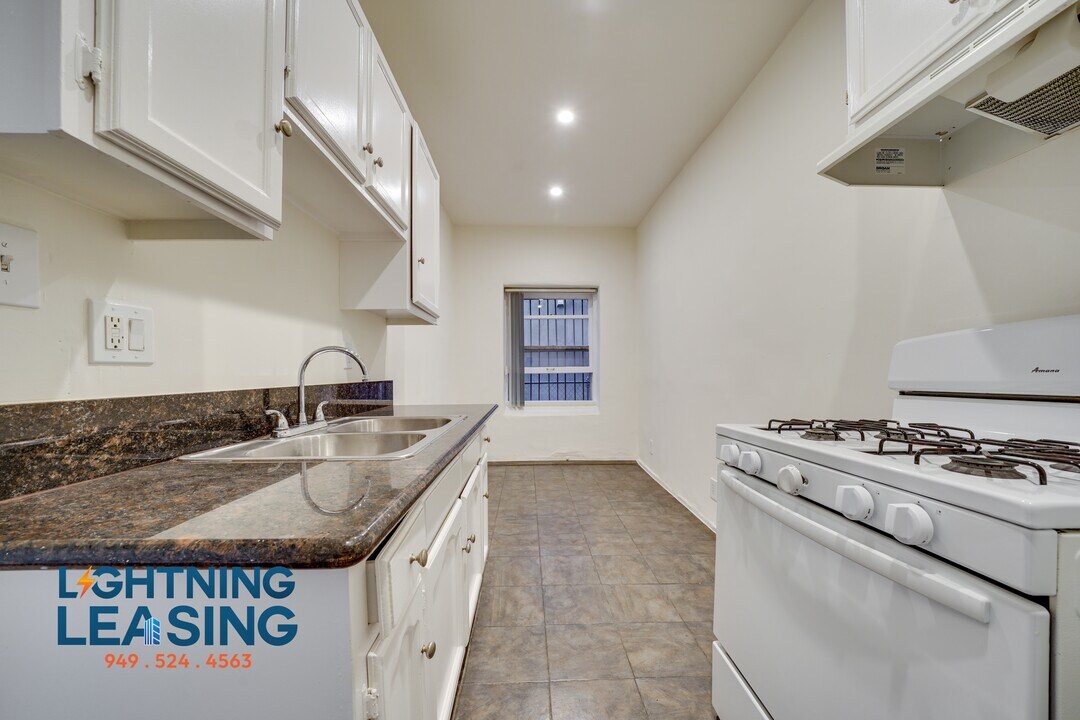 1516 S Wilton Pl in Los Angeles, CA - Building Photo