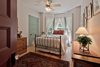 34 Pleasant Ave, Unit 34 in Portland, ME - Building Photo - Building Photo