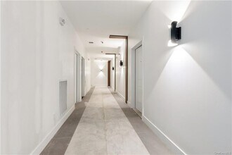 962 Rte 9W, Unit 3H in Congers, NY - Building Photo - Building Photo