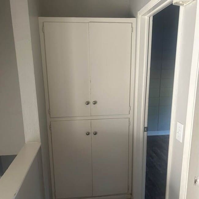property at 2440 Almandor Cir