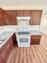 2955 Lake Park Rd in Memphis, TN - Building Photo - Building Photo
