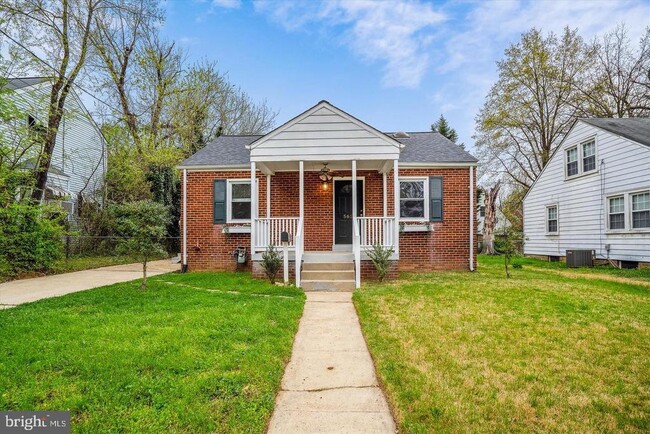 property at 5611 36th Ave