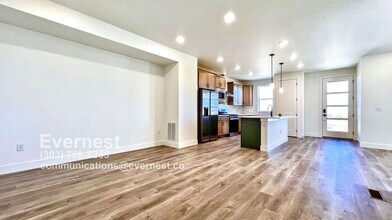 1229 S Algonquian St in Aurora, CO - Building Photo - Building Photo