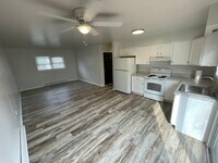 35 Charles St, Unit A photo'