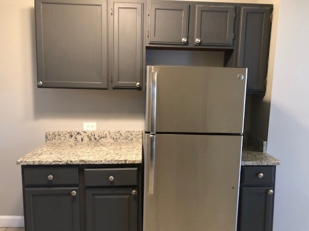 1415 E 75th St in Chicago, IL - Foto de edificio - Building Photo