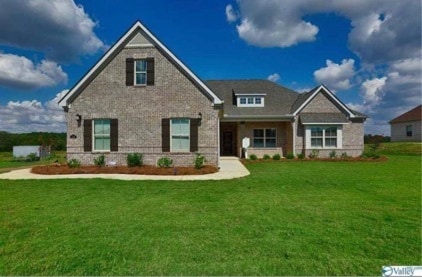 property at 303 Woodwind Dr SW