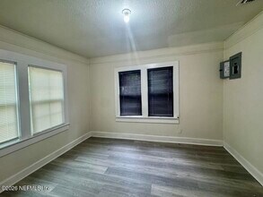 5420 Leaming Ave in Jacksonville, FL - Building Photo - Building Photo