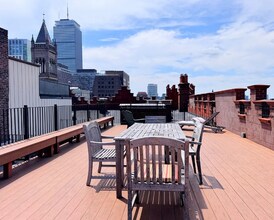 271 Dartmouth St, Unit 2F in Boston, MA - Foto de edificio - Building Photo