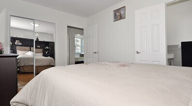 1286 Islington Ave in Toronto, ON - Building Photo - Building Photo