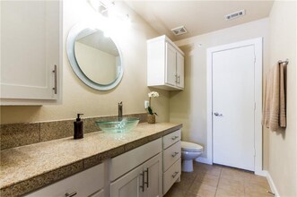 3320 Douglas Ave in Dallas, TX - Building Photo - Building Photo