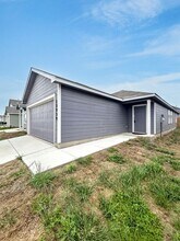 12939 Hancock Pool in Saint Hedwig, TX - Building Photo - Building Photo
