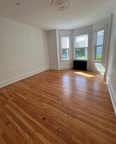 51 Custer St, Unit 1 in Boston, MA - Building Photo