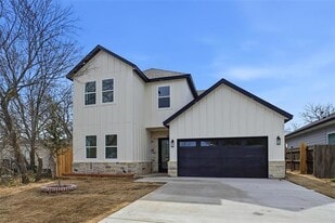 118 Willow Ln in Roanoke, TX - Building Photo