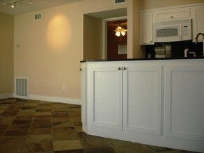 2300 Park St-Unit -6 in Houston, TX - Building Photo - Building Photo