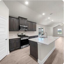 6606 Patterson in Greenville, TX - Building Photo - Building Photo
